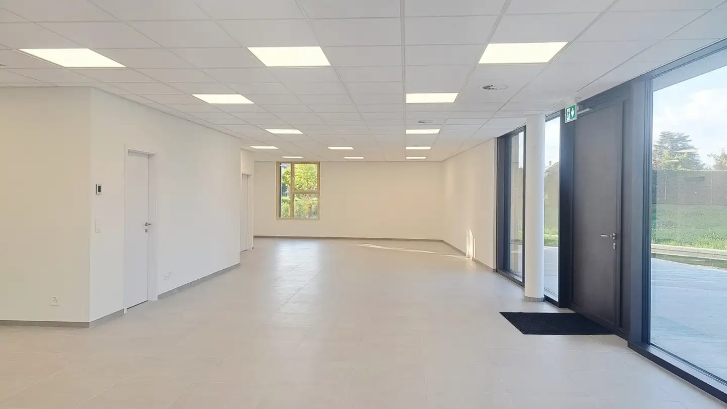 Commerciale in affitto - Allée Des Prés Du Record, 1040 Echallens - Foto 2