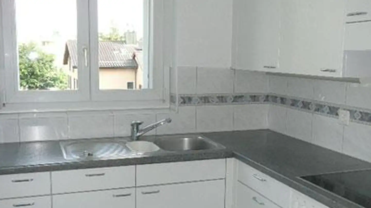 Apartment for rent - Neunbrunnenstrasse 228, 8046 Zürich - Photo 3