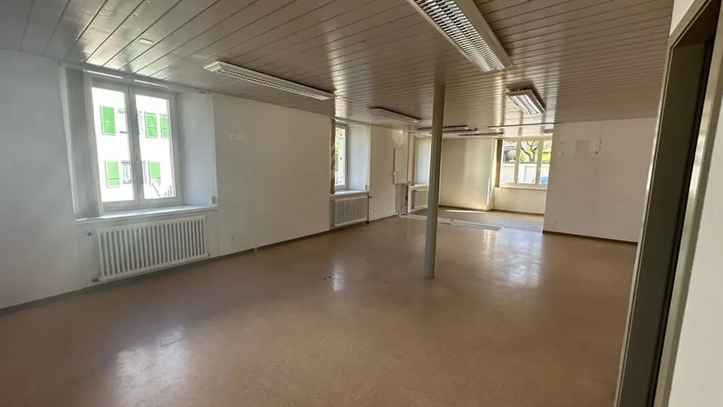 Commercial for rent - Rue Des Forgerons 8, 2065 Savagnier - Photo 4