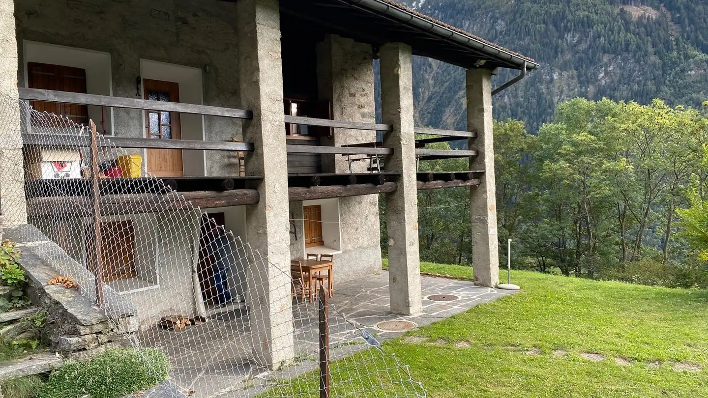 Appartement à louer - Deggio, 6777 Quinto