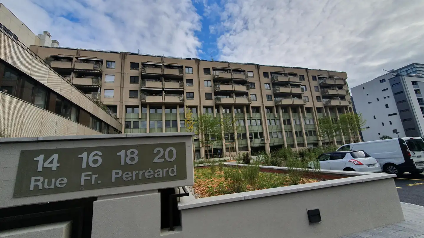 Office space for rent - Rue François- Perréard 16, 1225 Chêne-Bourg