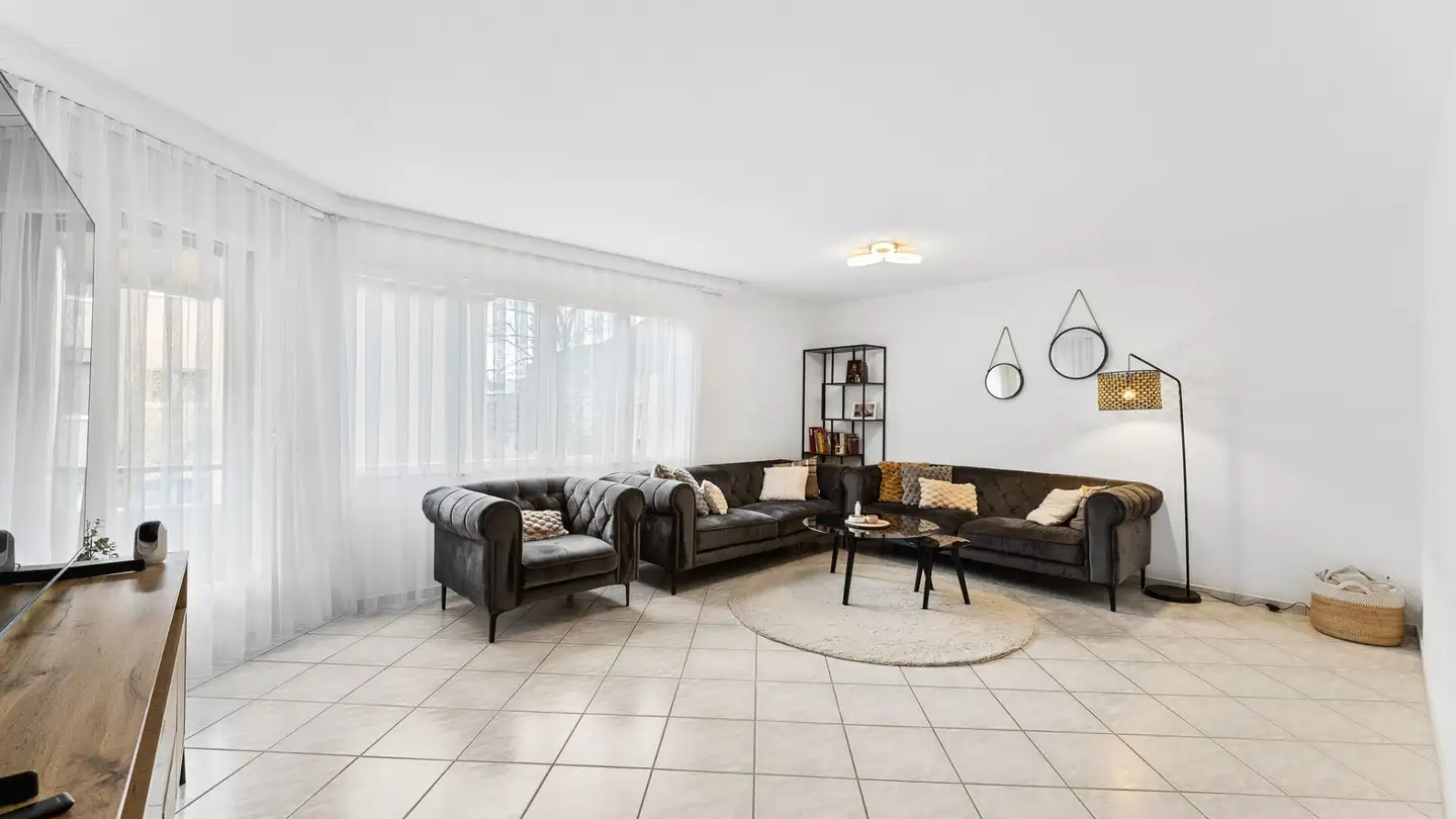 Wohnung kaufen - Hauptstrasse, 5037 Muhen - Foto 2