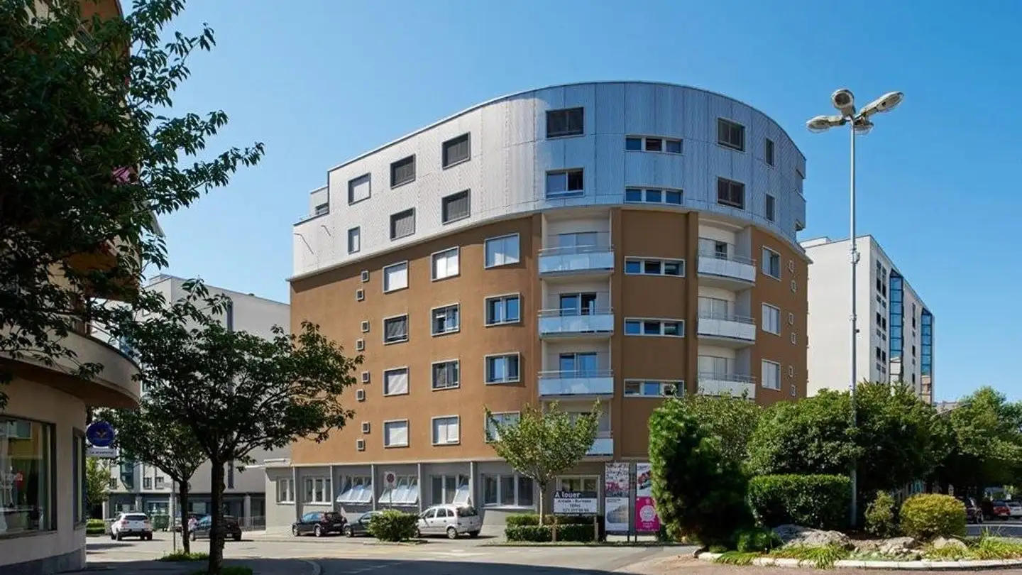 Underground parking space for rent - Avenue De La Poste 18, 1020 Renens VD