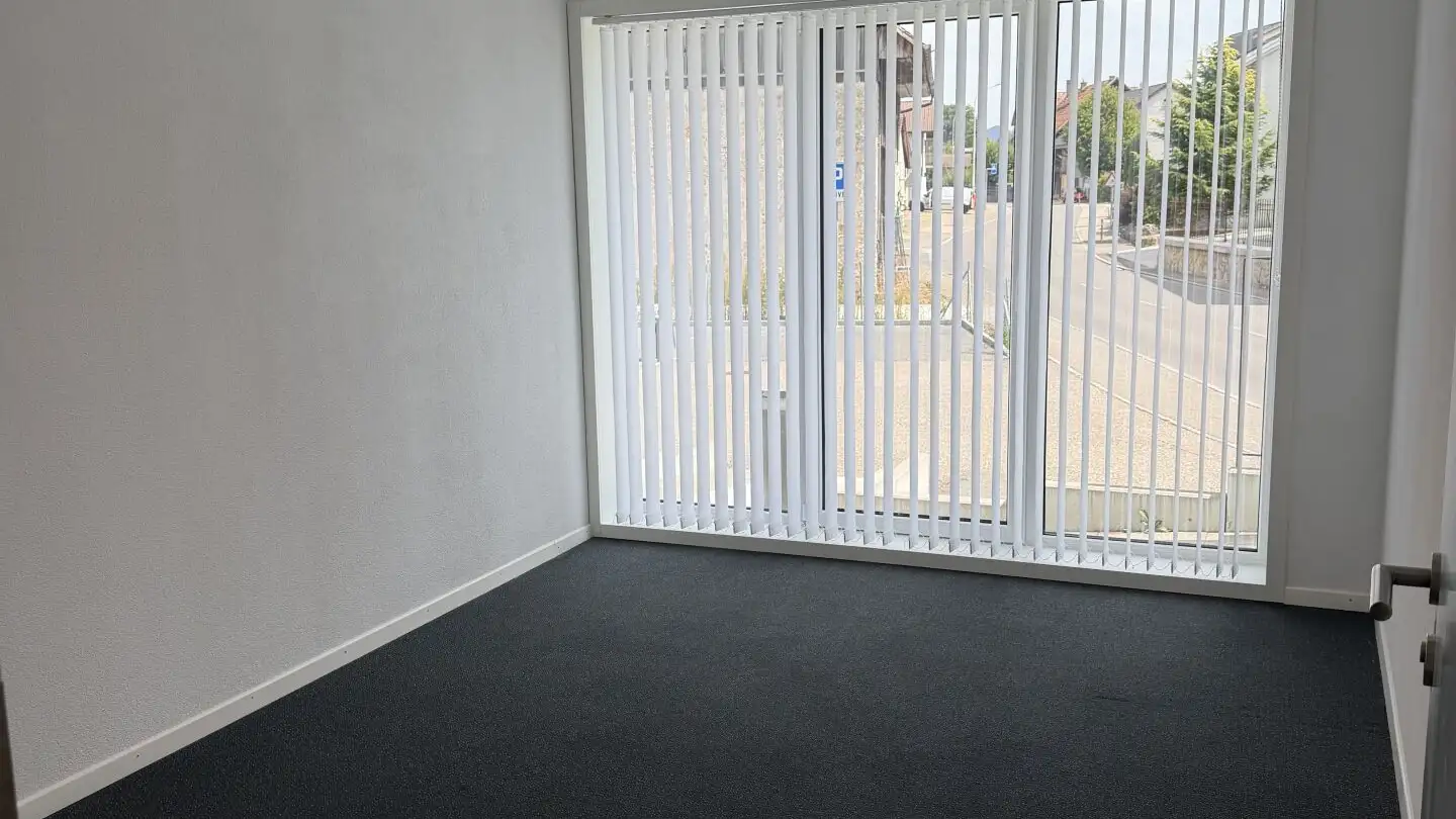 Bureau à louer - Route De Vicques, 2830 Courrendlin