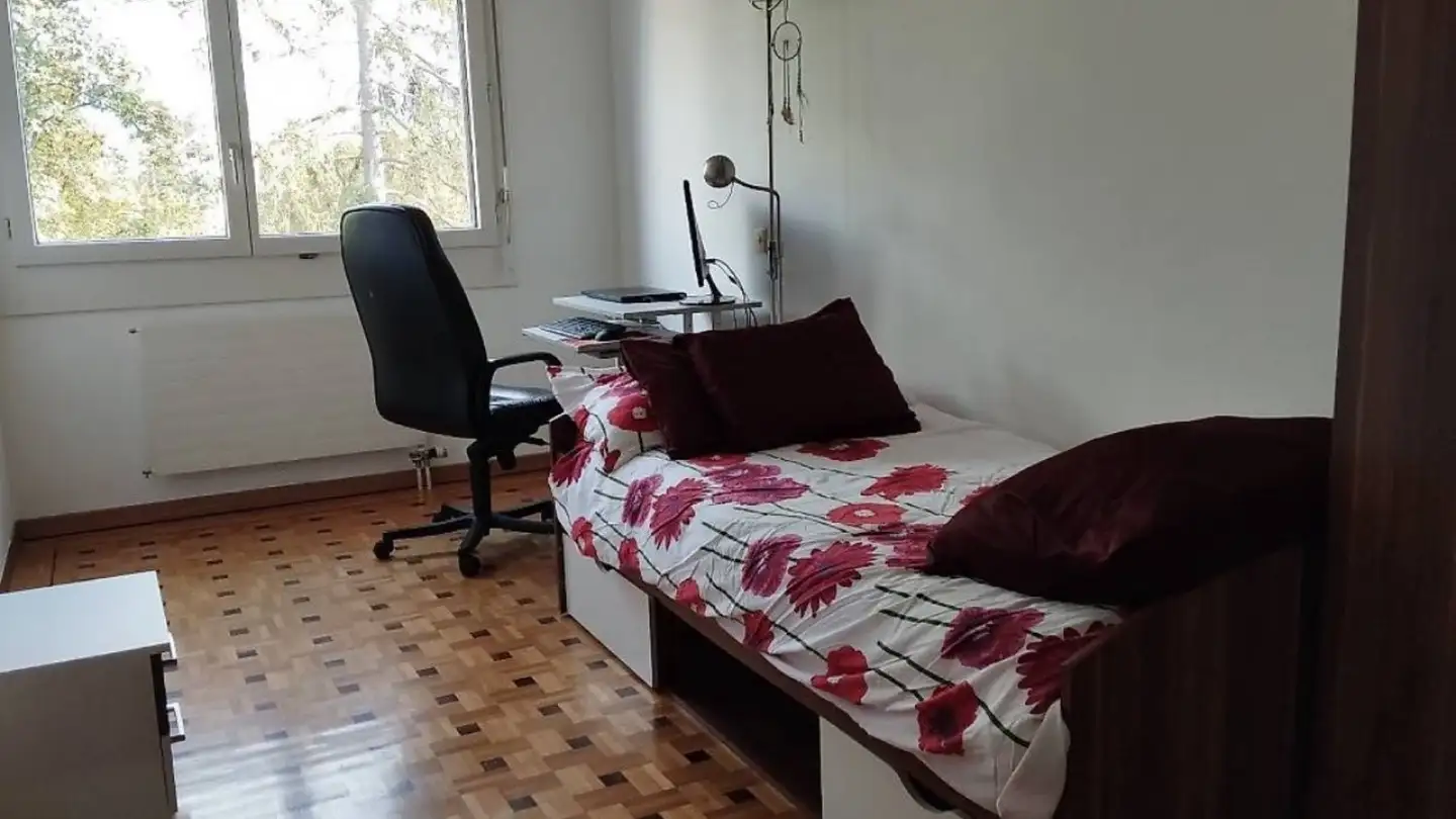 Apartment for rent - 1227 Les Acacias