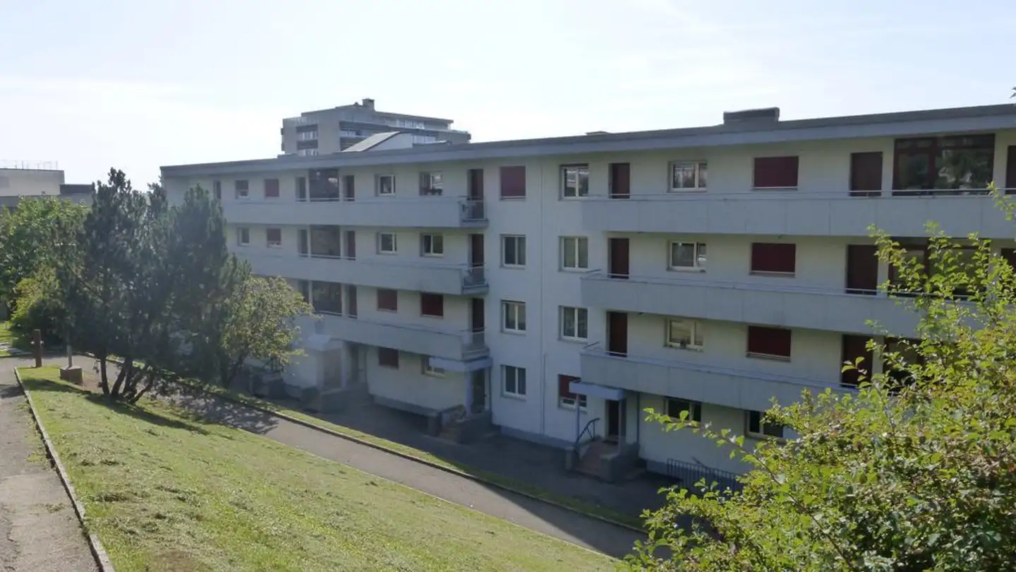 Appartement à louer - Rue Du Clos-De-Serrières 18, 2000 Neuchâtel - Photo 4