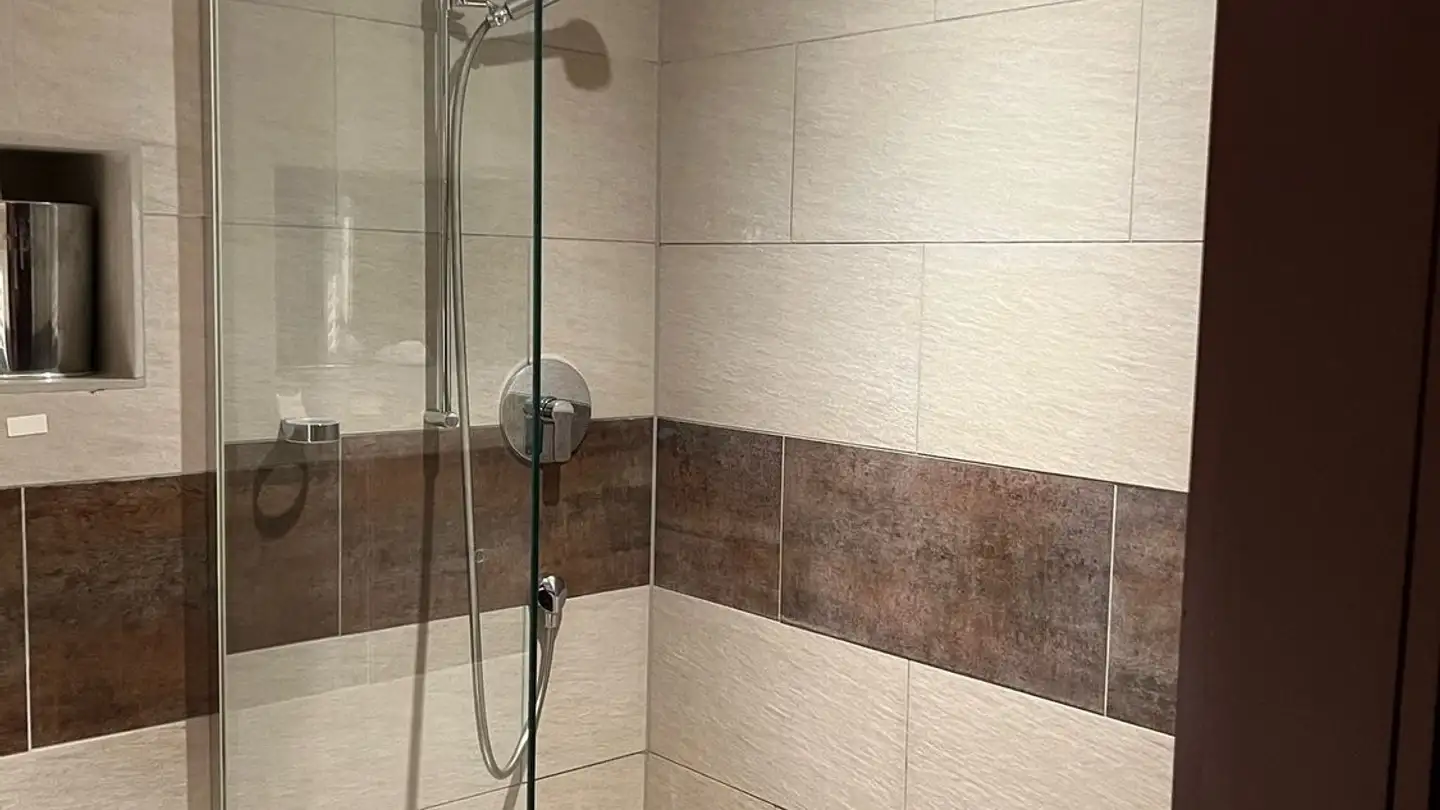 Appartement à louer - Zürcherstrasse 7, 8102 Oberengstringen - Photo 2