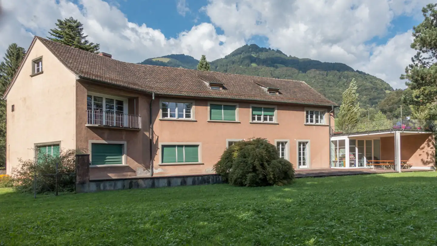 Office space for rent - Fabrikstrasse 10, 8866 Ziegelbrücke