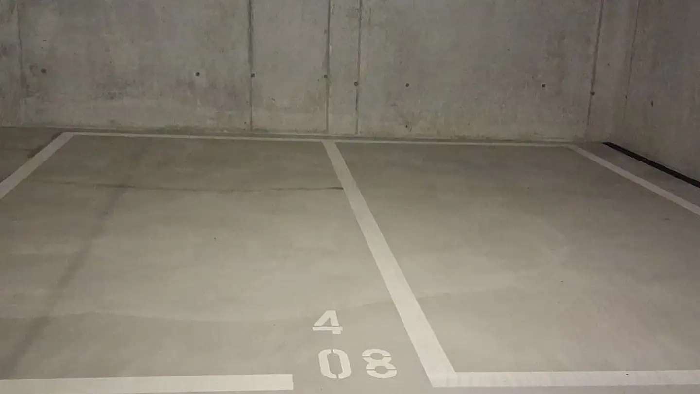 Tiefgaragenstellplatz mieten - Heligenmattstrasse, 8904 Aesch ZH