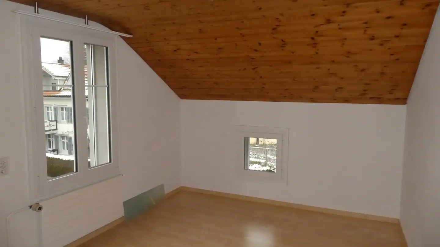 Dachgeschosswohnung mieten - Kurhausstrasse 13, 8374 Dussnang - Foto 3