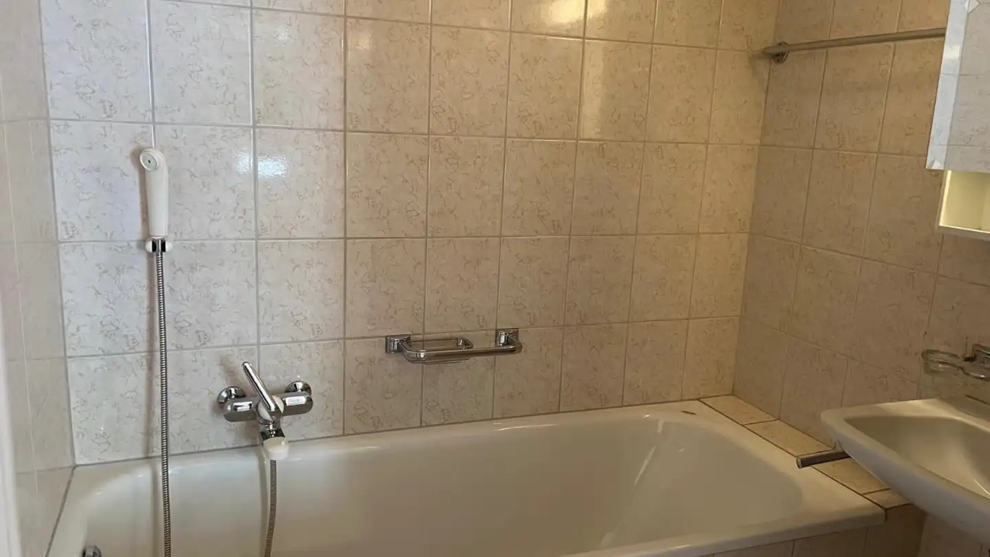 Apartment for rent - Rue Principale, 2613 Villeret - Photo 2