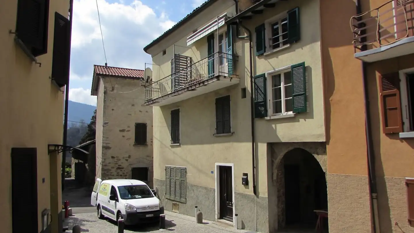Casa singola in affitto - Piazzetta Meridiana 1, 6997 Sessa - Foto 2