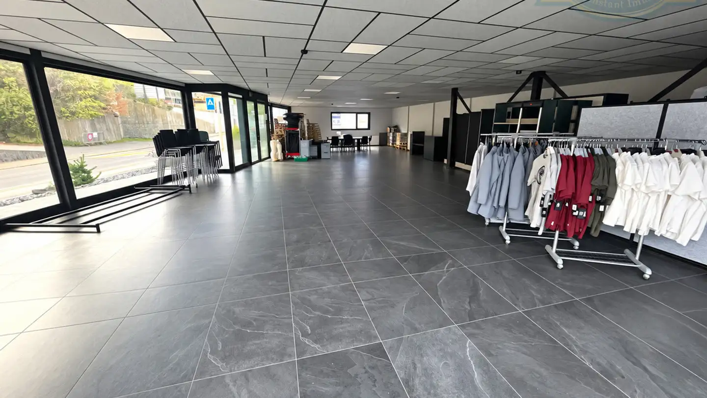 Edificio ad uso misto in affitto - Le Voyeboeuf 4, 2900 Porrentruy