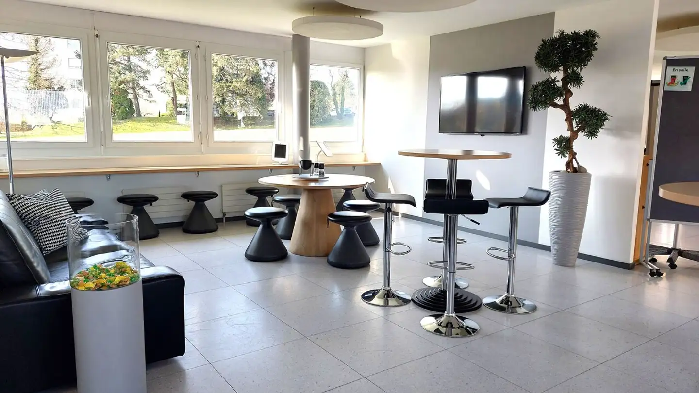 Office space for rent - Route De La Pale, 1026 Denges - Photo 3