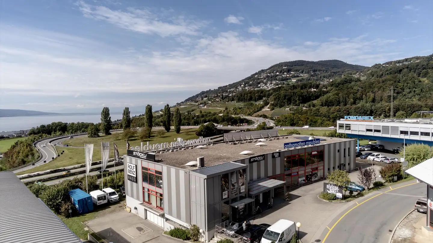 Commercial à louer - Route Industrielle 11, 1806 St-Légier-La Chiésaz