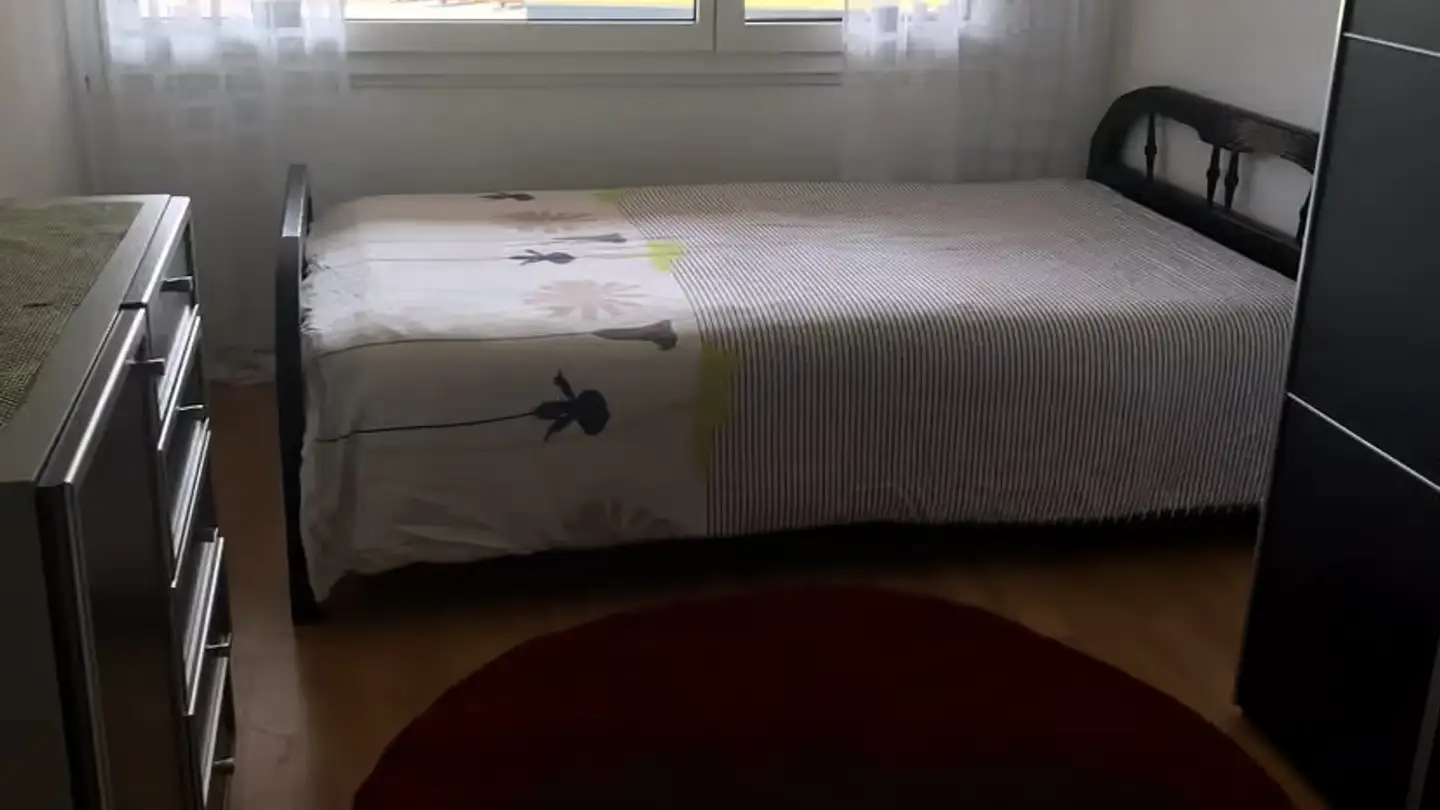 Chambre à louer - 8426 Lufingen