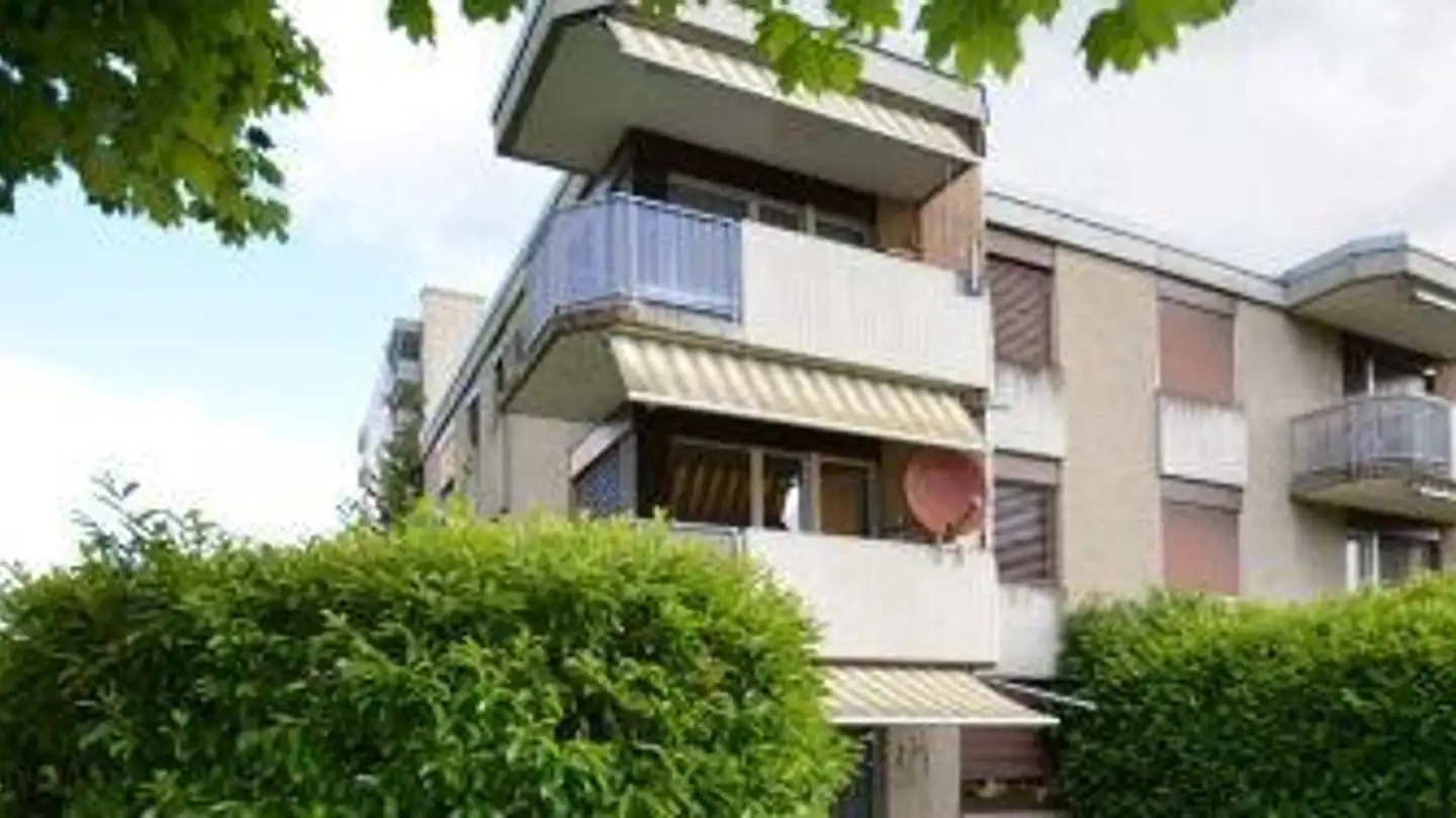 Appartamento in affitto - Aarestrasse 9, 2555 Brügg BE
