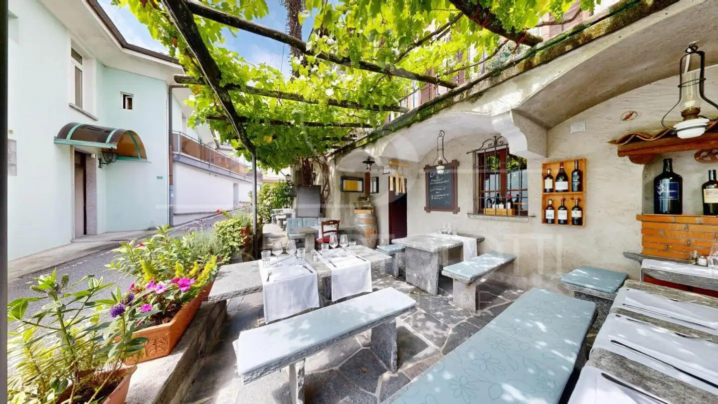 Restaurant for sale - Via Calvario 6, 6644 Orselina