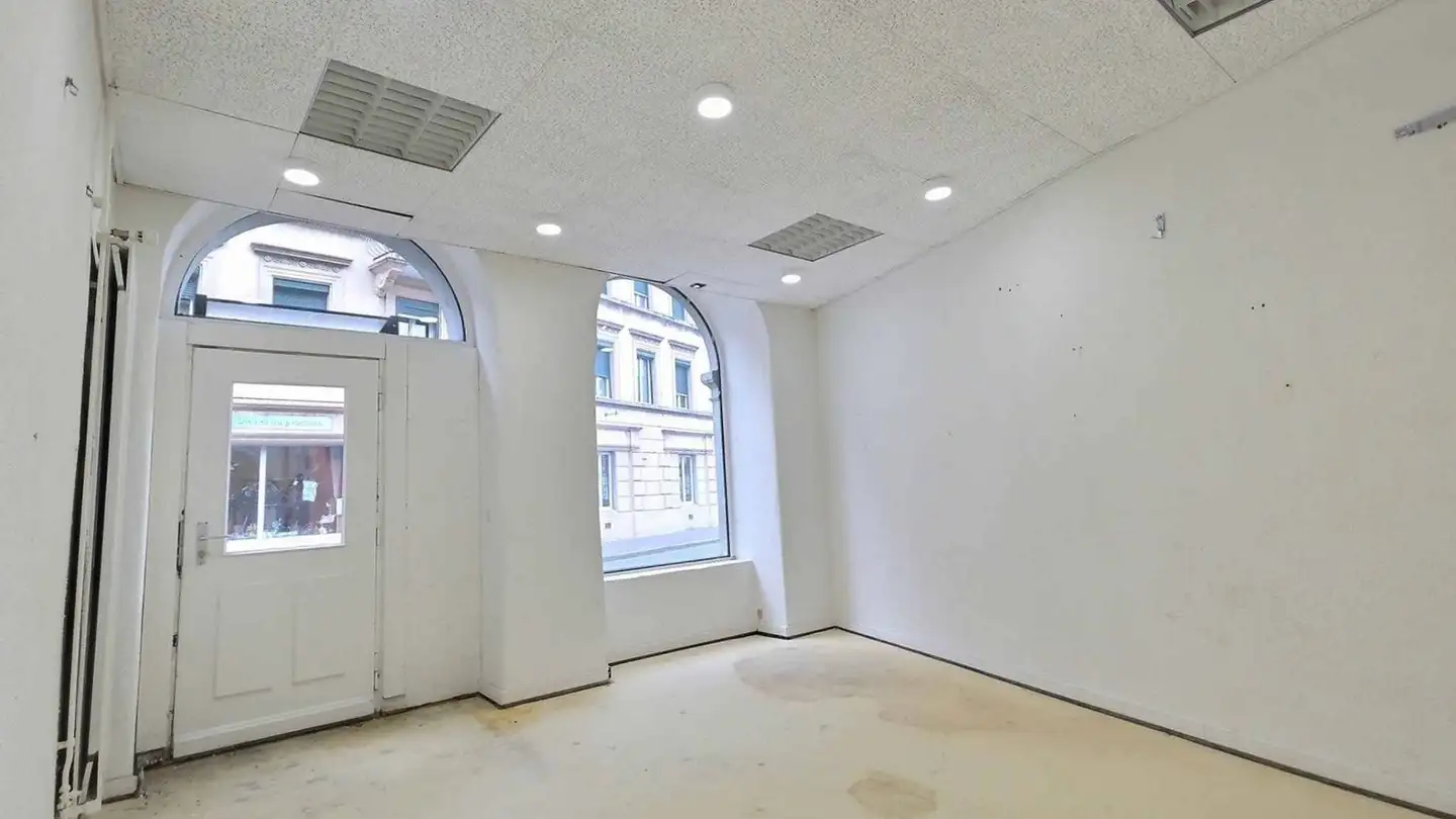Arcade for rent - Rue Mauborget 22, 1510 Moudon - Photo 2