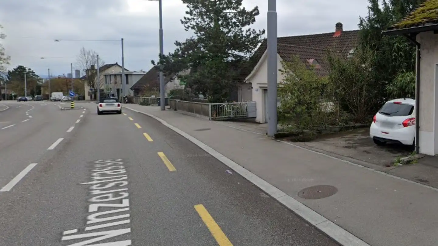 Parcheggio esterno in affitto - Winzerstrasse 117, 8049 Zürich