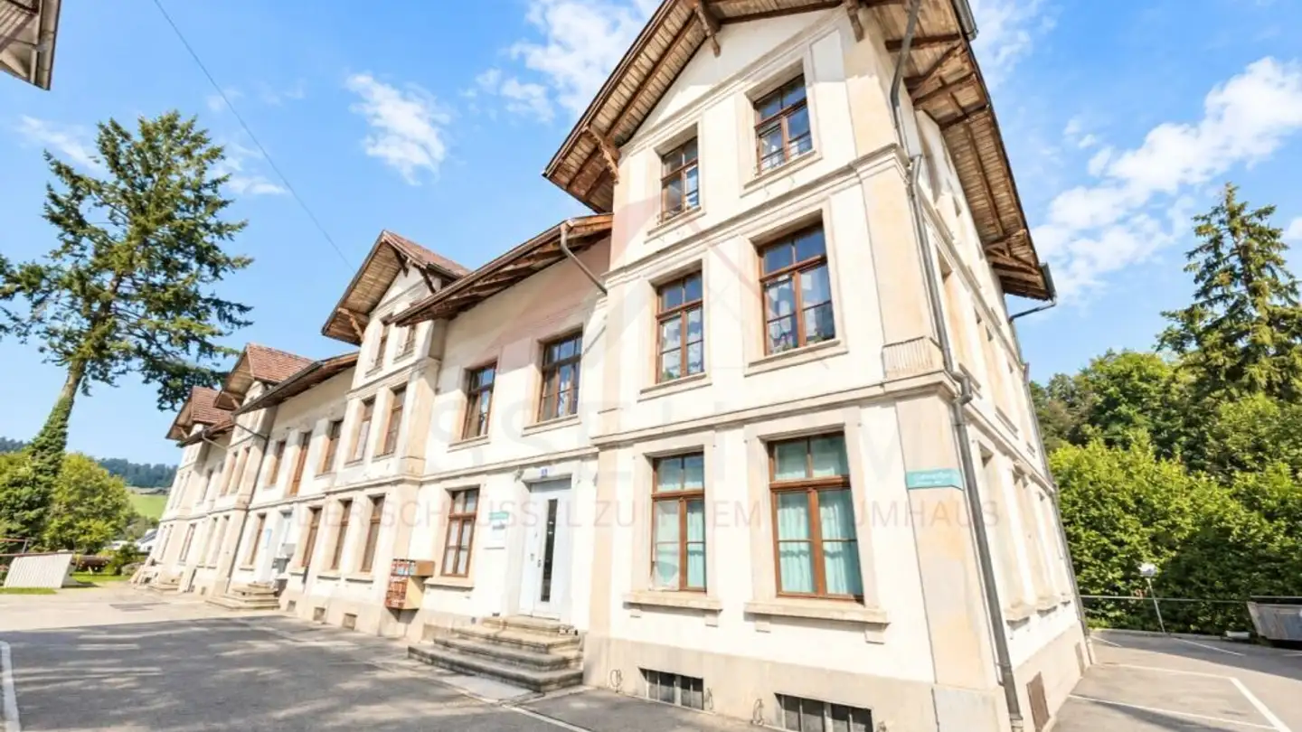 Casa grotta in vendita - 4950 Huttwil