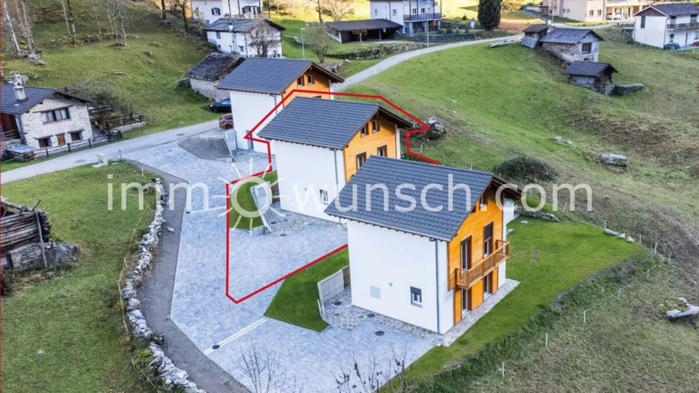 Chalet for sale - 6545 Selma