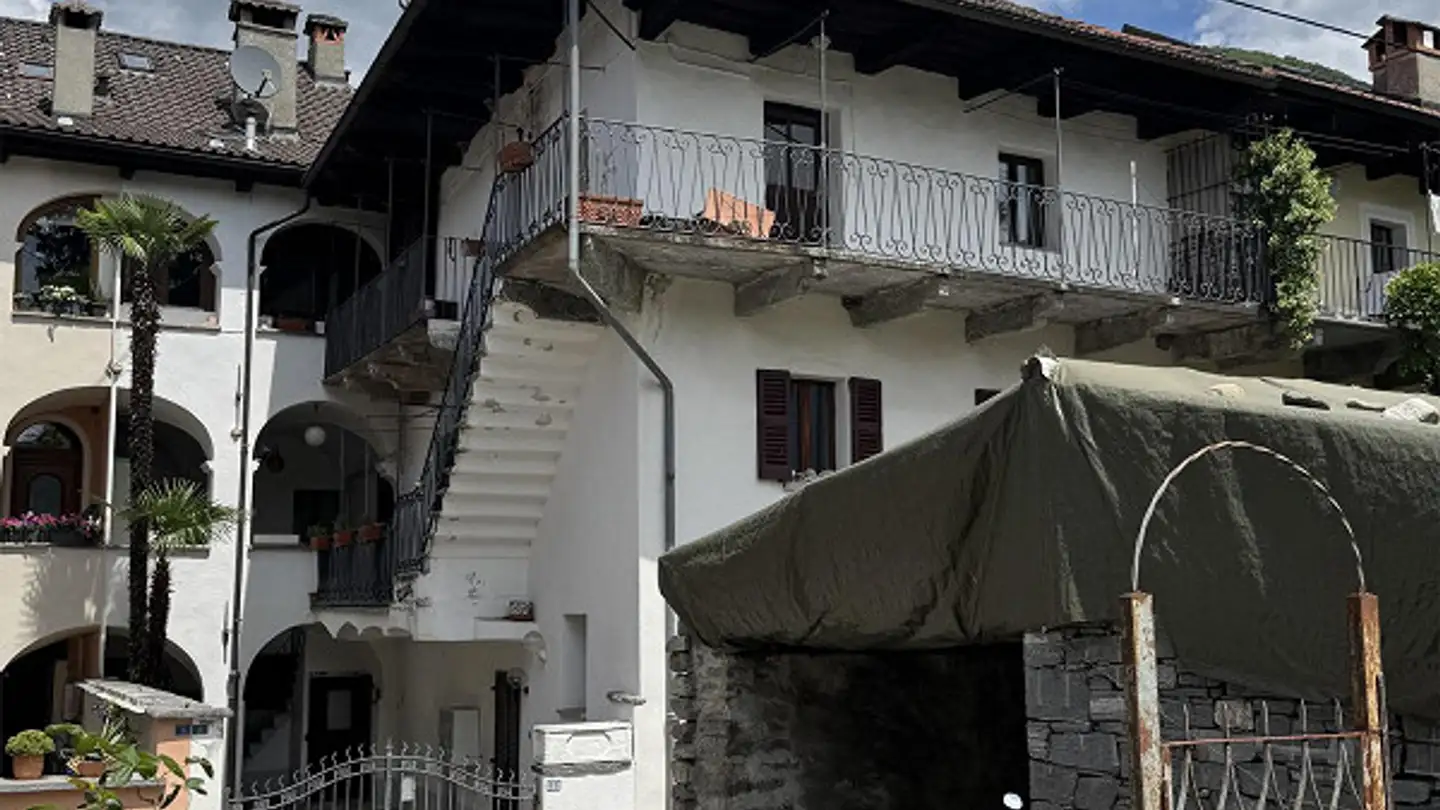 Einfamilienhaus kaufen - Contrada San Giorgio 11, 6616 Losone