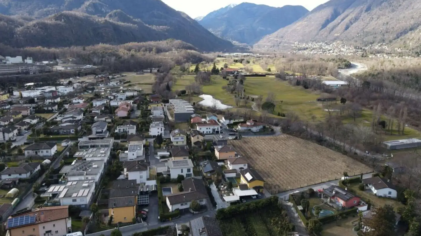 Edificio residenziale in vendita - Via Reslina 54, 6616 Losone - Photo 2