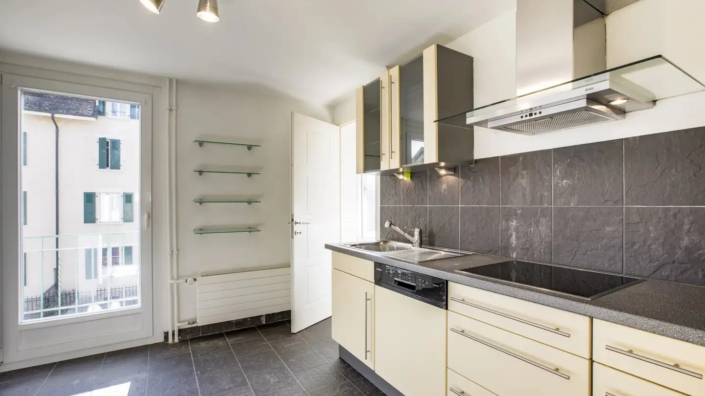 Wohnung kaufen - Avenue Des Bains, 1400 Yverdon-les-Bains - Foto 2