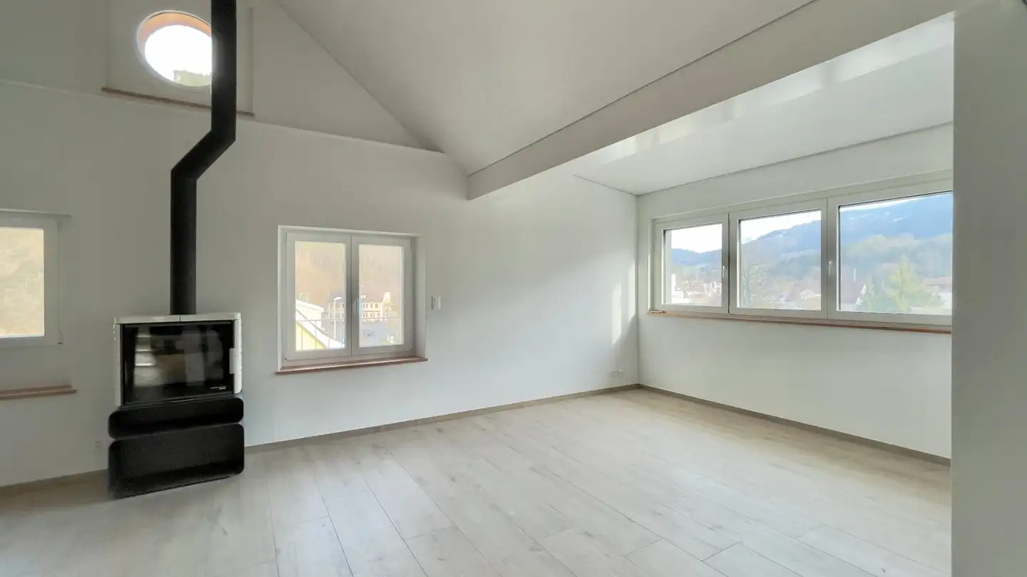 Apartment for rent - 2740 Moutier - Photo 4