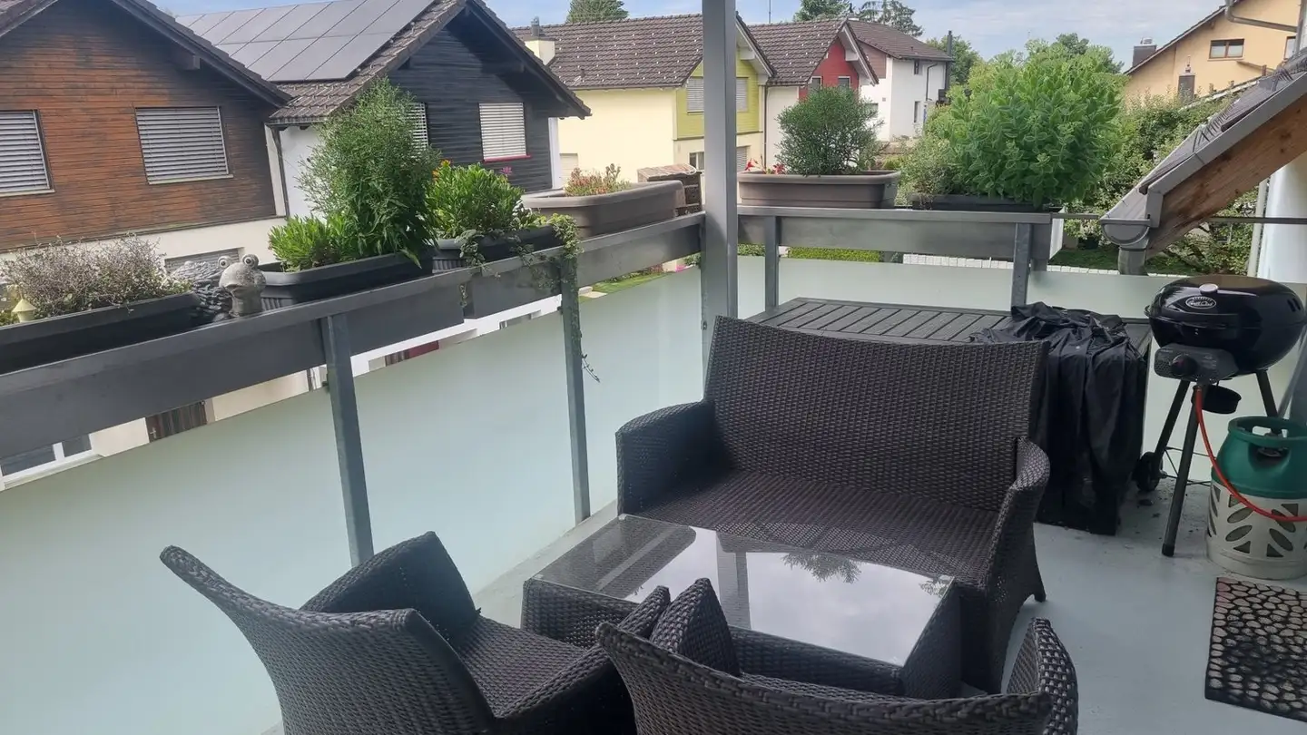 Chambre à louer - Edikerstrasse 7, 8340 Hinwil - Photo 2