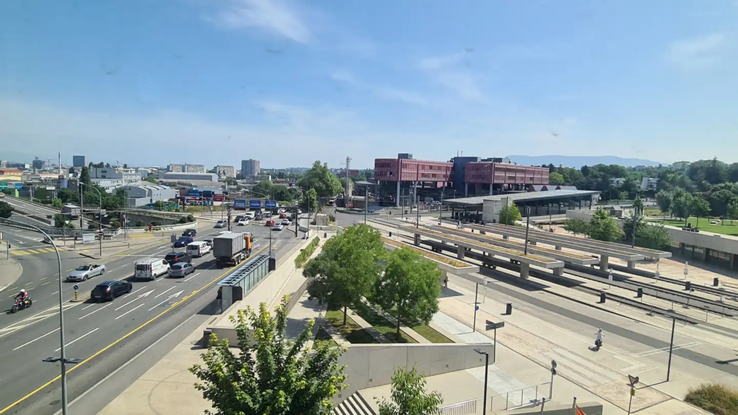 Office space for rent - Route De Saint-Julien 63, 1212 Grand-Lancy