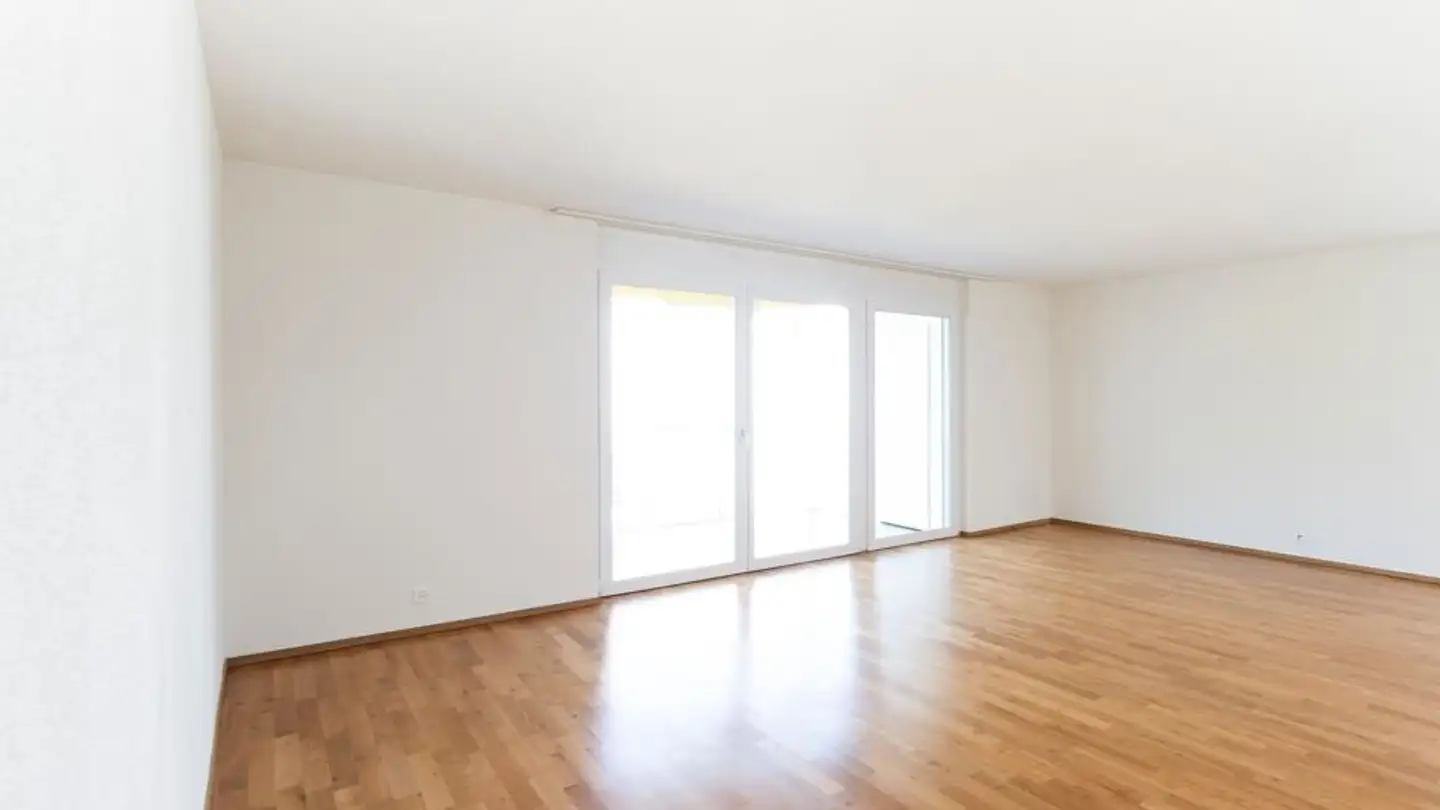 Apartment for rent - Kantonsstrasse 52d, 8863 Buttikon SZ - Photo 2