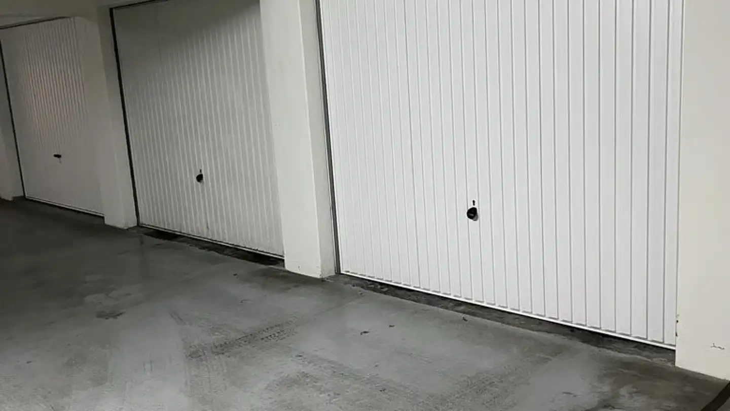 Tiefgaragenstellplatz mieten - Avenue Sainte-Cécile 5, 1217 Meyrin - Foto 3