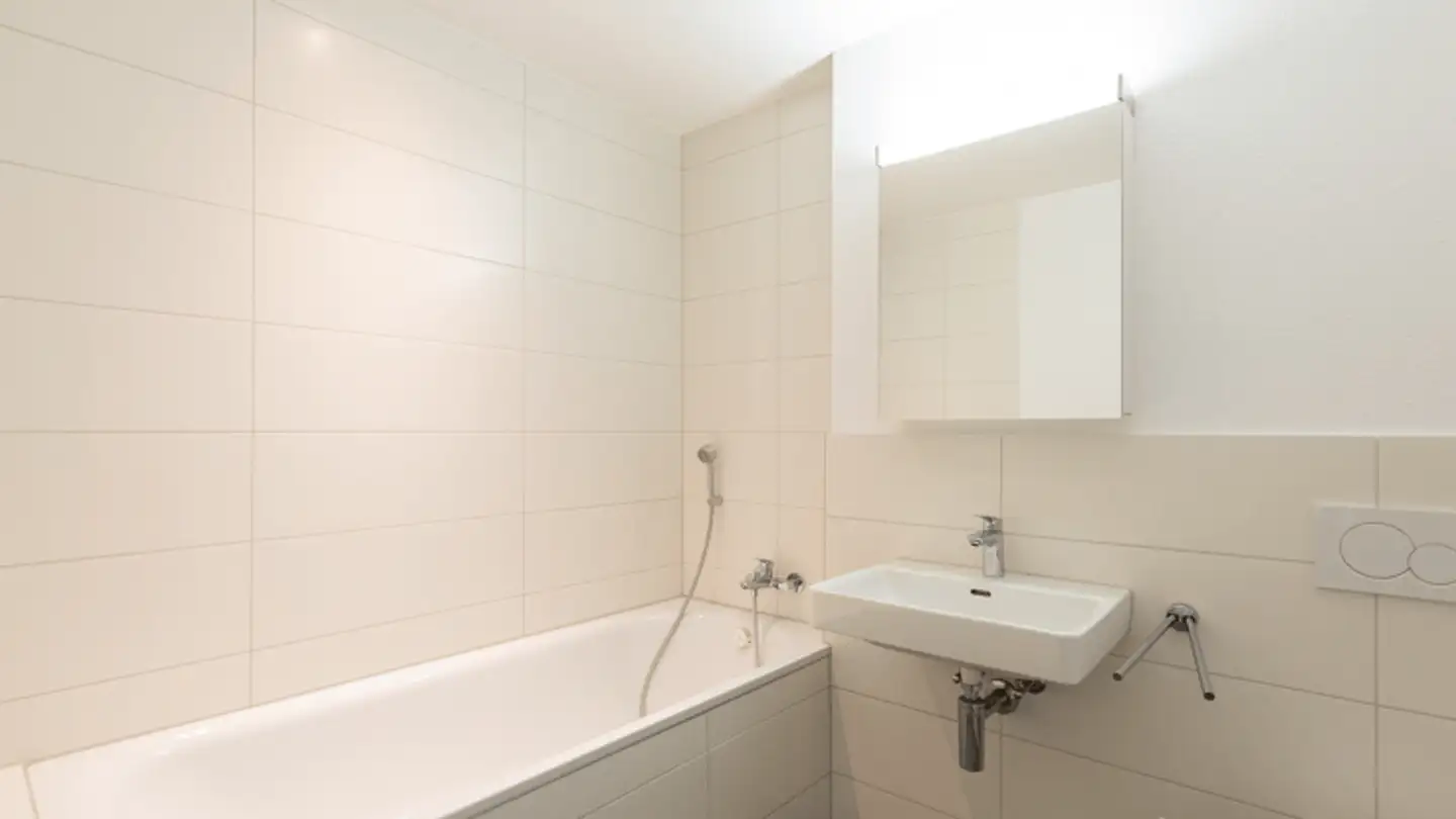 Wohnung mieten - Hauptstrasse 35, 8865 Bilten - Foto 2