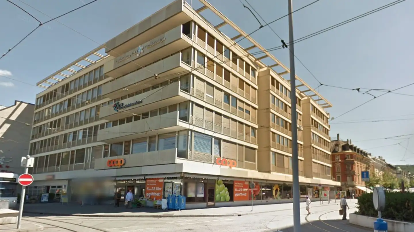 Place de parking souterraine à louer - Hofwiesenstrasse 370, 8050 Zürich