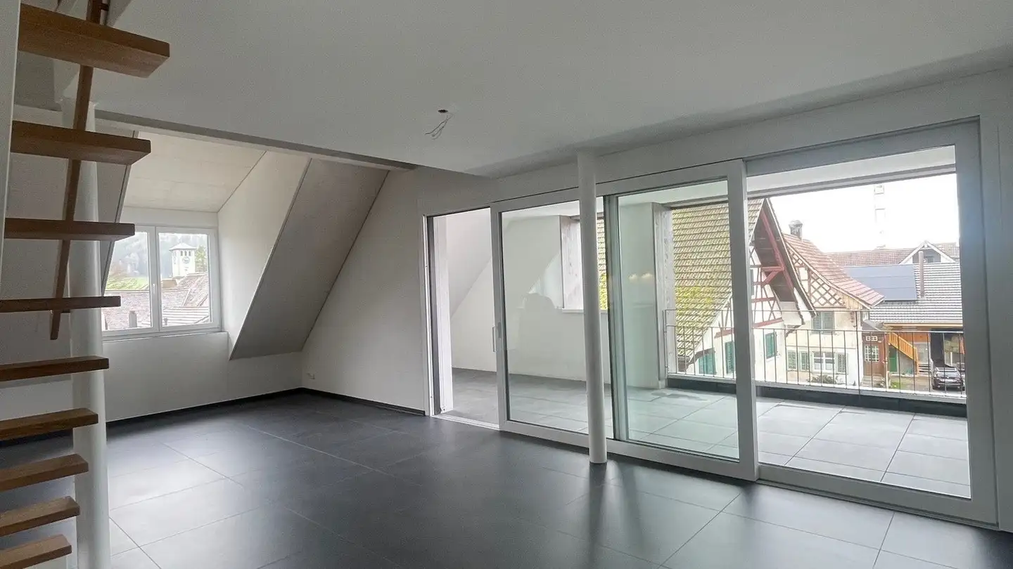 Dachgeschosswohnung mieten - Kirchbergstrasse 4a, 8512 Thundorf
