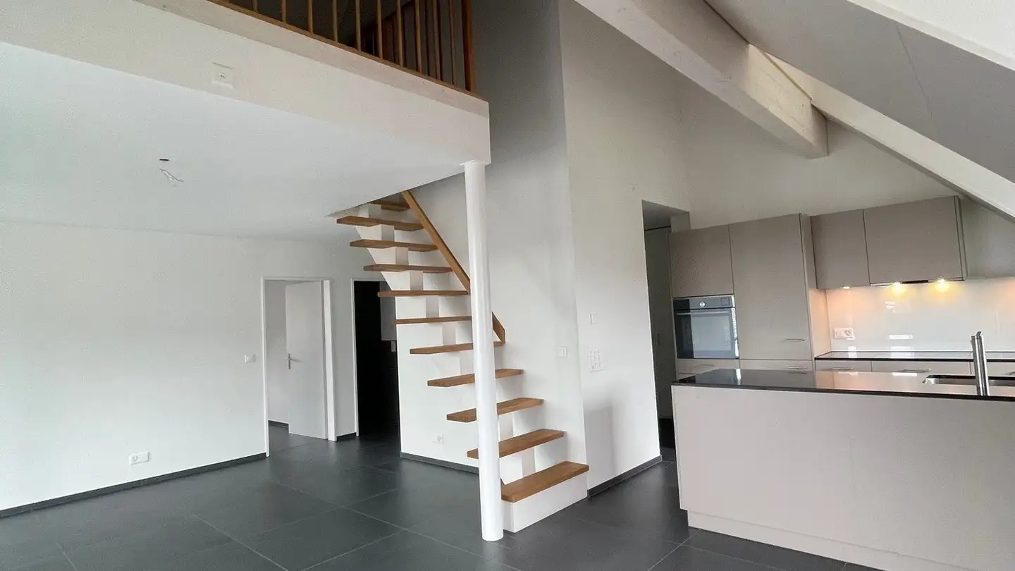 Dachgeschosswohnung mieten - Kirchbergstrasse 4a, 8512 Thundorf - Foto 3