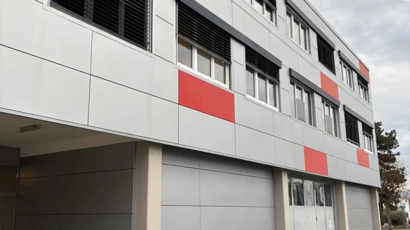 Office space for sale - 1196 Gland