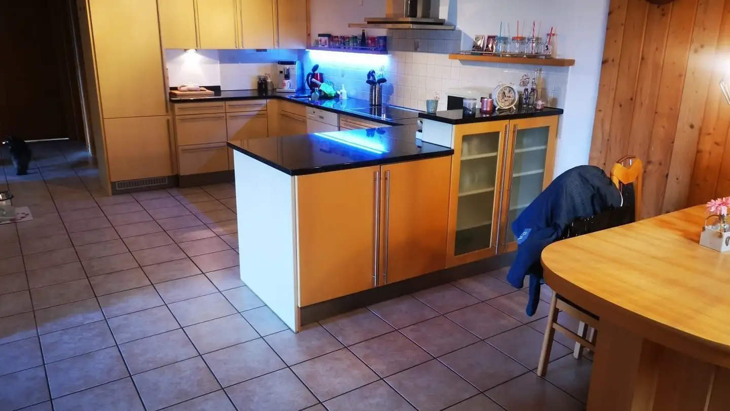 Appartement à louer - Zelgweg 25, 3655 Sigriswil