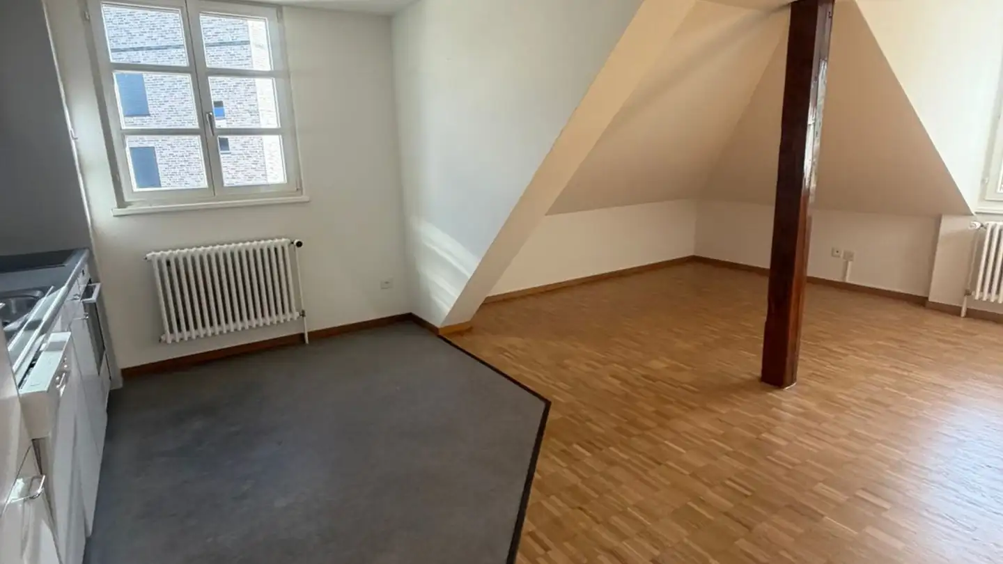 Attic flat for rent - Tellstrasse 4, 8400 Winterthur - Photo 2