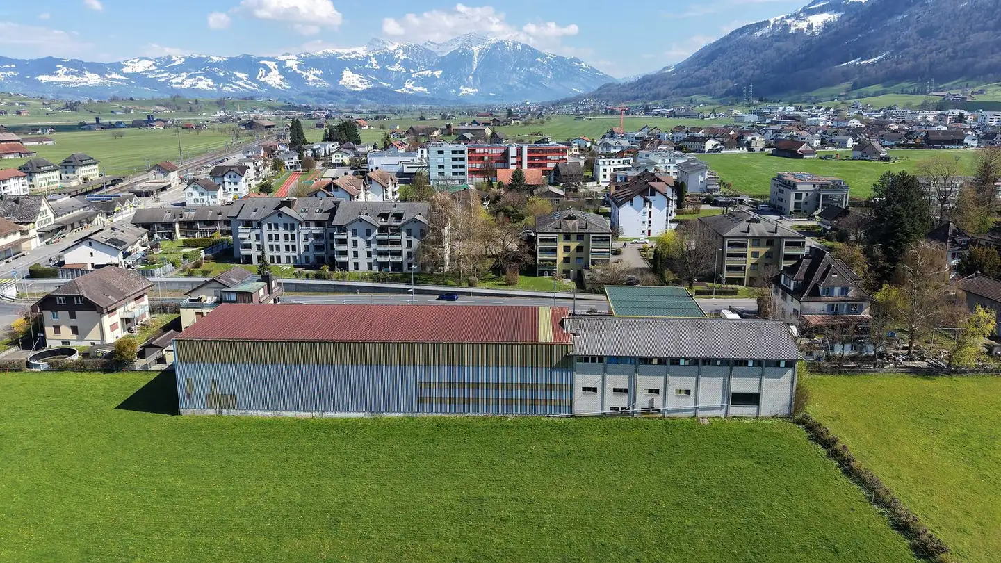 Terreno edificabile in vendita - Bahnhofstrasse 55a, 8854 Siebnen
