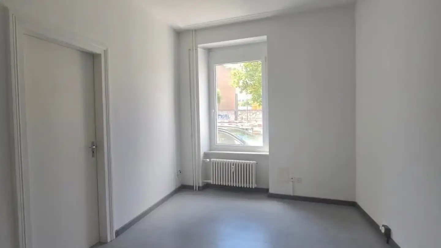 Office space for rent - Emil Frey-Strasse 77, 4142 Münchenstein - Photo 2