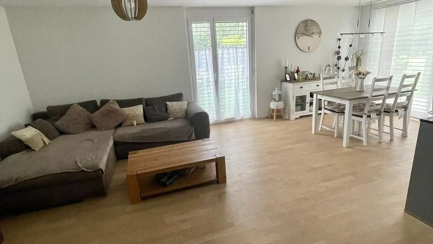 Appartement à louer - Rue Du Jolimont 17, 2525 Le Landeron