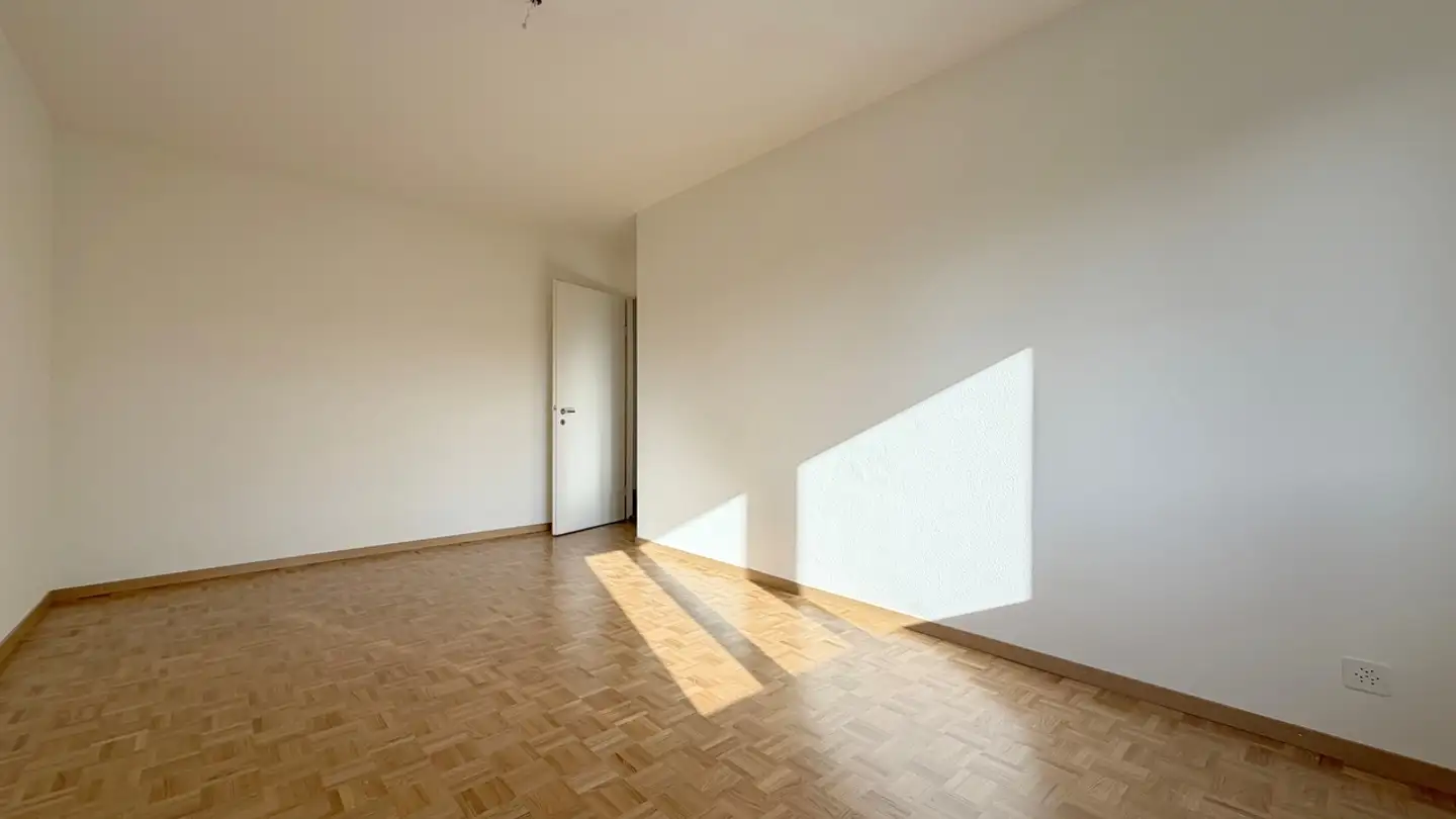 Apartment for rent - 8046 Zürich - Photo 3