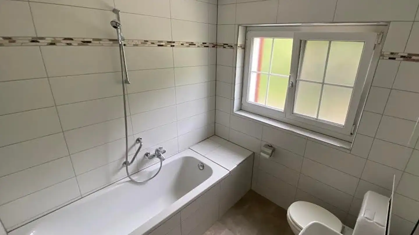 Dachgeschosswohnung mieten - Marenstrasse 39, 4632 Trimbach - Foto 4