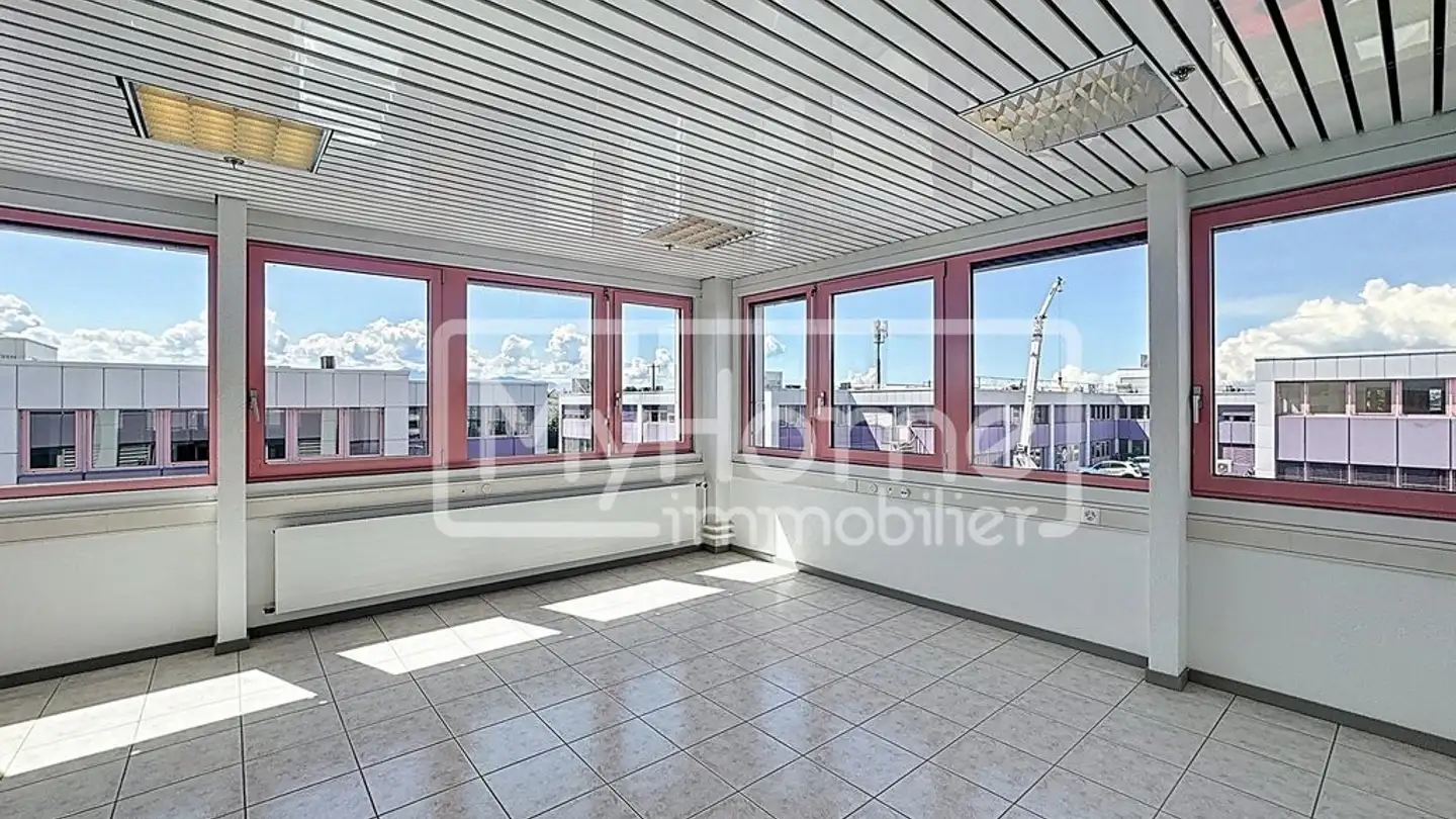 Commercial for rent - Route De Denges 28g, 1027 Lonay