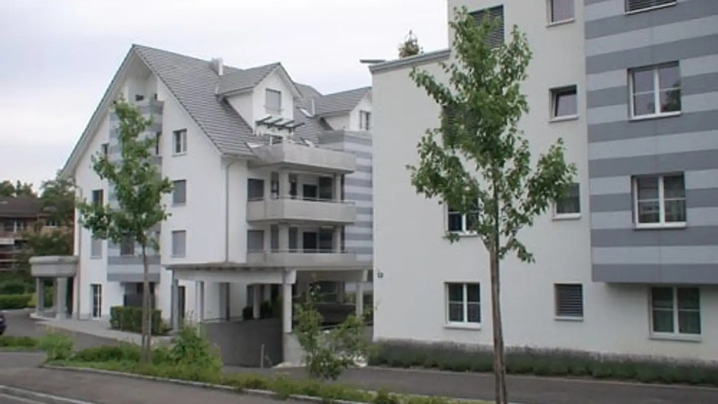 Parcheggio sotterraneo in affitto - Zürichweg 6b, 8153 Rümlang