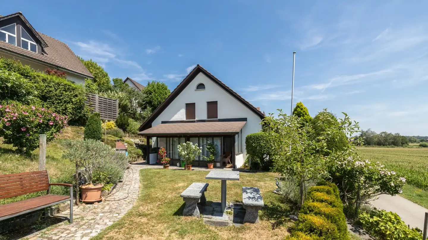 Maison individuelle à vendre - Untere Heinisolstrasse 8, 8194 Hüntwangen