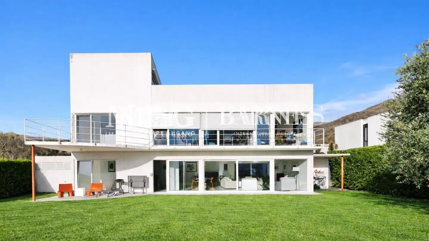 Villa for sale - 6967 Dino